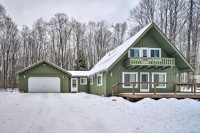 Cozy Up North Cottage in Heart of Winter Sports!